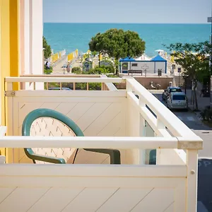 Mare Apartment
