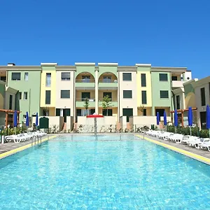 Farnie Lido Altanea Apartament